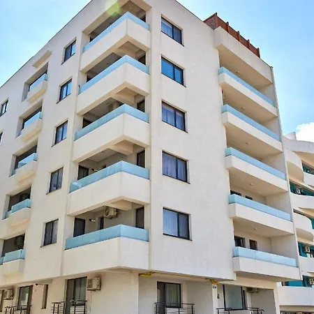 Garsoniera Papaya Apartament *